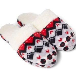 Vera Bradley sherpa fleece slippers, small, white